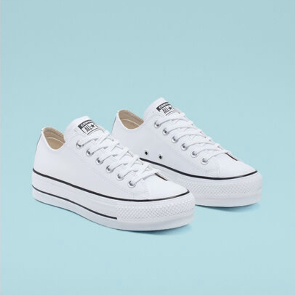 Platform converse size 8. Great condition!
